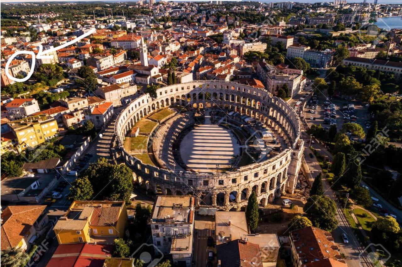 Pula Center Arena Belvedere Apartments&Rooms Exterior foto